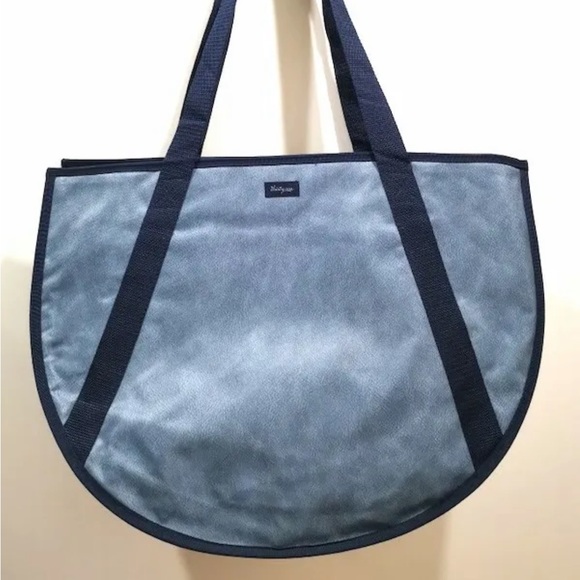 Brand New Thirty-One Round Utility Tote in Denim Distressed Pattern - Picture 2 of 11